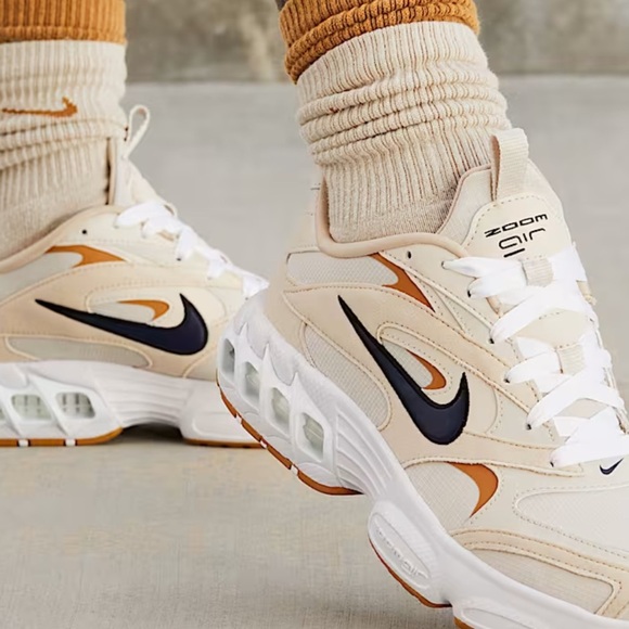 New Nike Zoom Air Fire New With Box - Picture 7 of 15